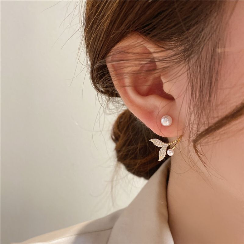 Fishtail Pearl Earrings - SavanaZon