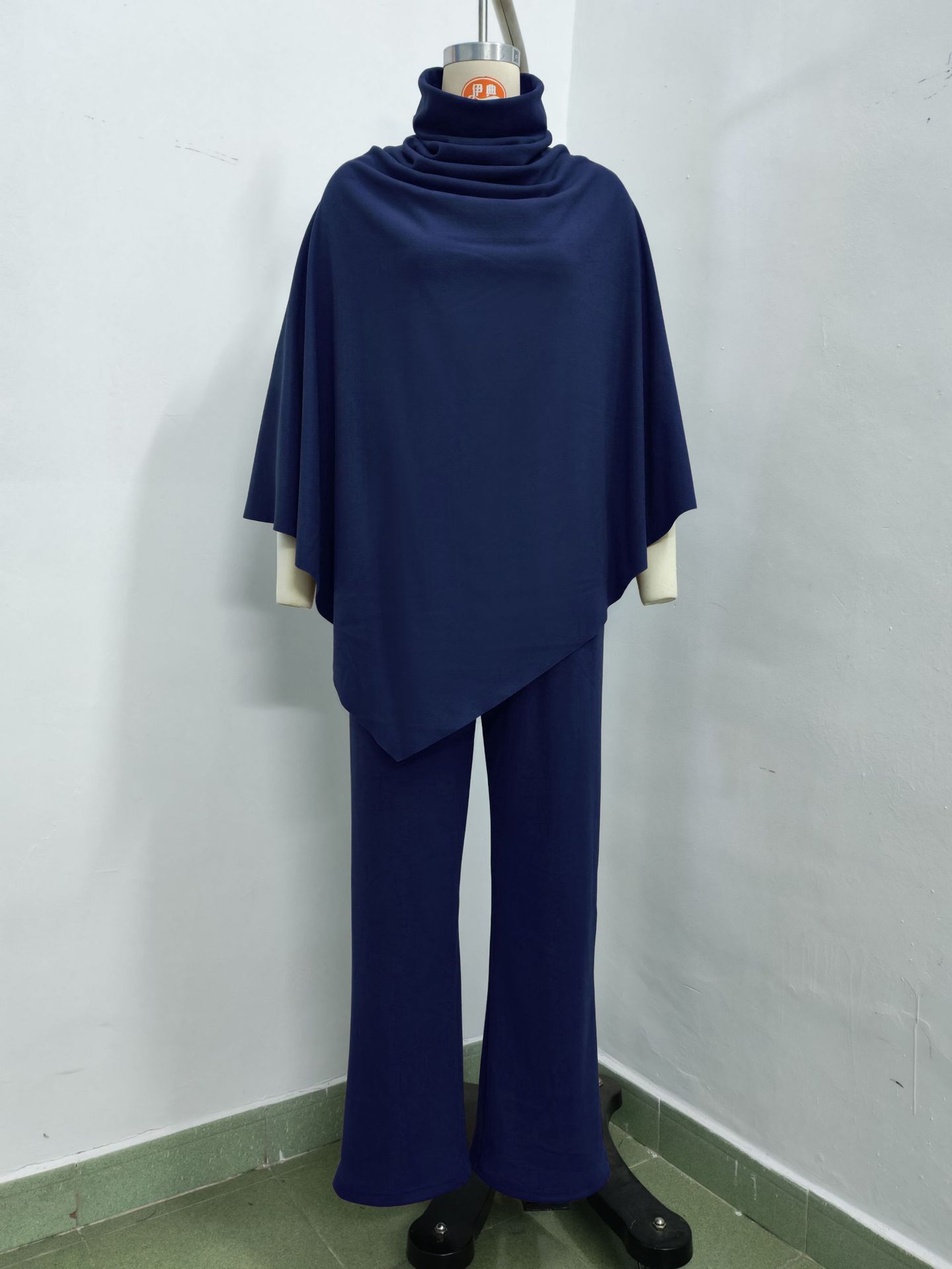 Women'S Autumn And Winter German Velvet Pile Collar Cape Top Wide Leg Pants Two-Piece Set