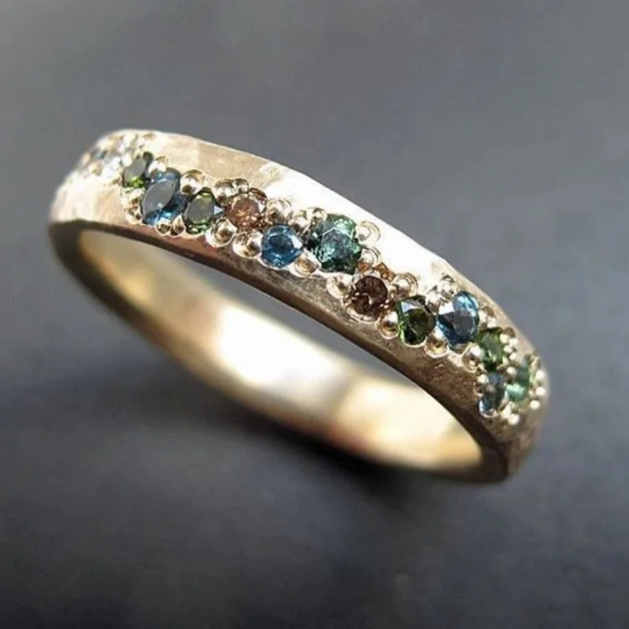 Simple Oval Ring