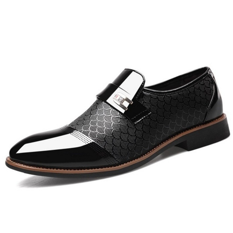 Embossed Men Leather Shoes